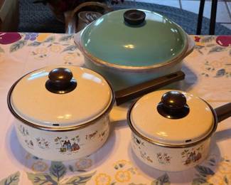 Club Aluminum and enamelware 'Heartland' pots