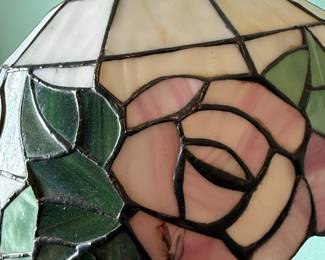 Tiffany Style Pink Rose Stained Glass Table Lamp