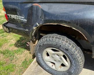 Toyota Tacoma PreRunner V6 TRD Off-Road Extended Cab
