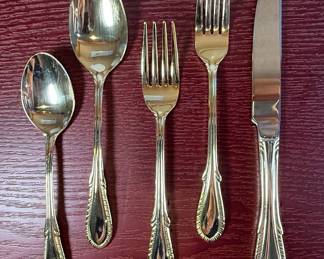 Farberware Gold Plated Flatware Set