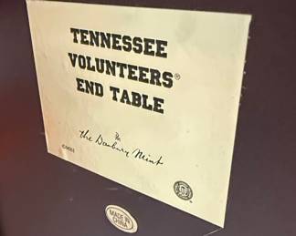 Danbury Mint Tennessee Volunteers End Table