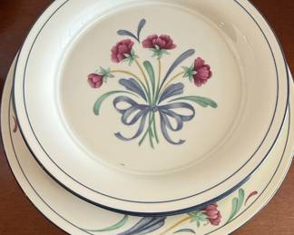 Lenox Chinastone Poppies on Blue Dinnerware Set