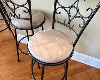 Set of 4 Swivel Bar Stools