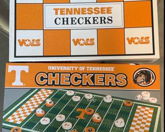 MasterPieces University of Tennessee Volunteers Checkers Game Set
