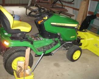 JD X390 LAWN TRACTOR