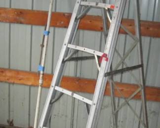 FOLDING CAMP LADDER