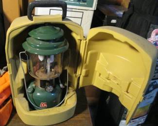 1971 COLEMAN LANTERN
