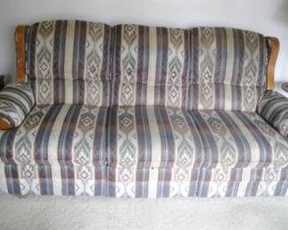 DOUBLE RECLING COUCH