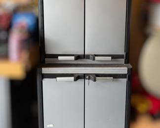 Garage storage cabinet