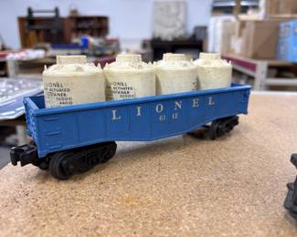 Lionel tank haul model train