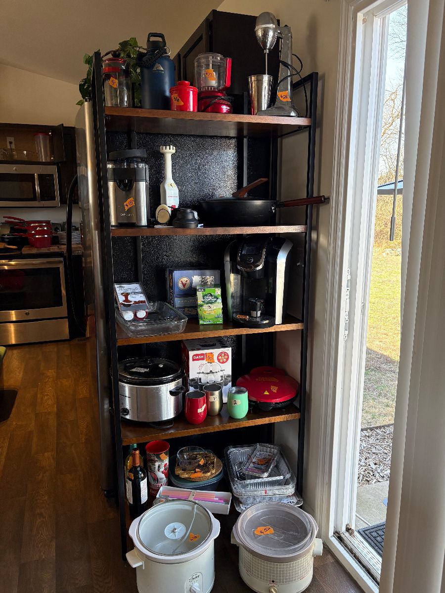 $$75 nice modern shelves 