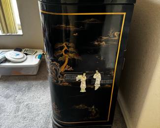 Black Lacquer Mother of Pearl Asian Bar Cabinet with Mirror