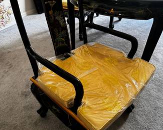 Black Lacquer Mother-of-Pearl Inlay Dining Set with 2 Armchairs and 4 Side Chairs