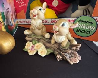 WDCC Walt Disney Classics Collection Bambi Thumper's Sisters Figurine