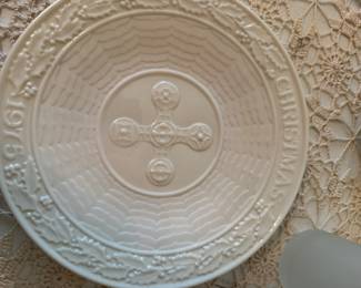 Belleek Christmas Plate 1975