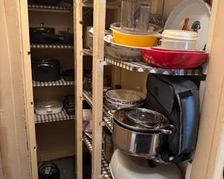 Butlers Pantry contents