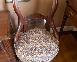 Victorian Walnut side chair