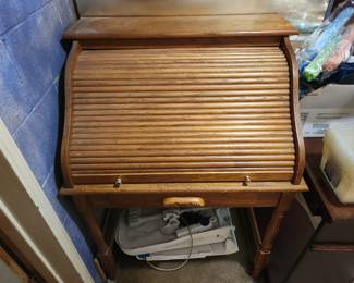 roll top secretary desk