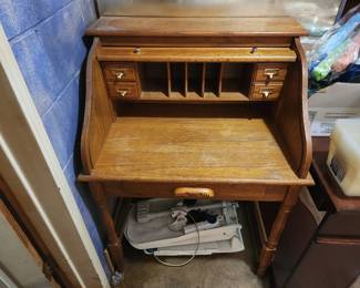 roll top secretary desk