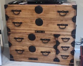 Antique Japanese Kiri Wood Tansu Chest of Drawers