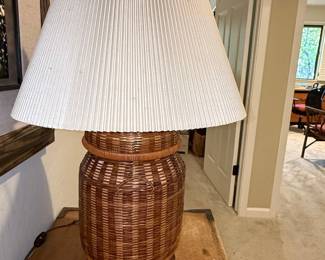 Vintage Nantucket Basket Style Rattan Table Lamp