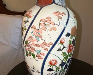 Japanese Imari Porcelain Ginger Jar Table Lamp