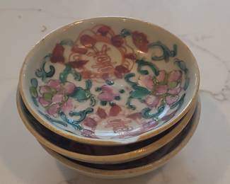 Chinese Export Famille Rose Porcelain Small Dishes