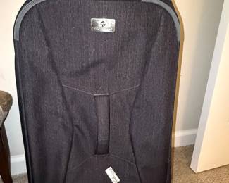 Eagle Creek Luggage Rolling Suitcase