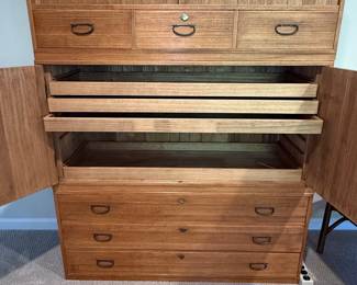 Antique Japanese Kimono Tansu Chest