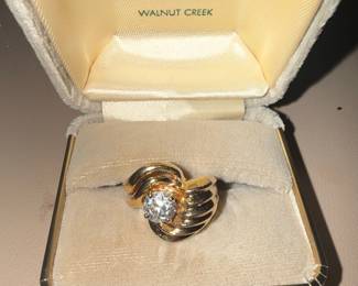 Vintage 14k Yellow Gold Fluted Dome Diamond Ring