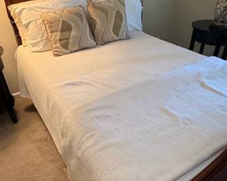 Vintage Dark Wood Full Size Bed Frame with Ornate Headboard