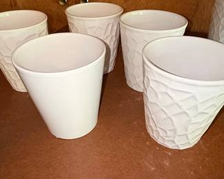 Set of 6 White Ceramic Tumblers with Geometric Pattern