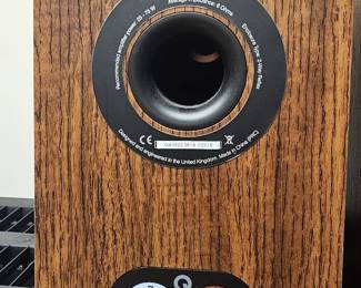 Q High Frequency Speakers