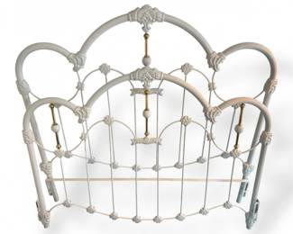 117 VintageWhiteMetalBedFramewOrnateHeadboard