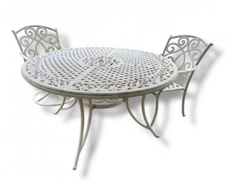 57 CastIronPatioRoundTablew2ChairsLatticeScrollDesign