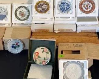 Instant Butter Pat Plate Collection Collection of 14 various collector plates, butter pats, Lladro, Franklin mint, and more