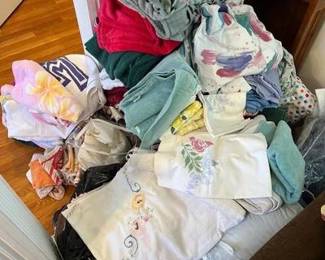 Large Lot Of Miscellaneous Linens Large group of miscellaneous linens, towels, blankets sheets, pillows