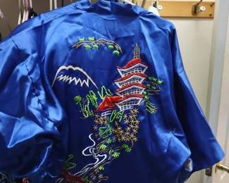 Women's Dresses And Robes 10/12 Work play and relax clothing for women.