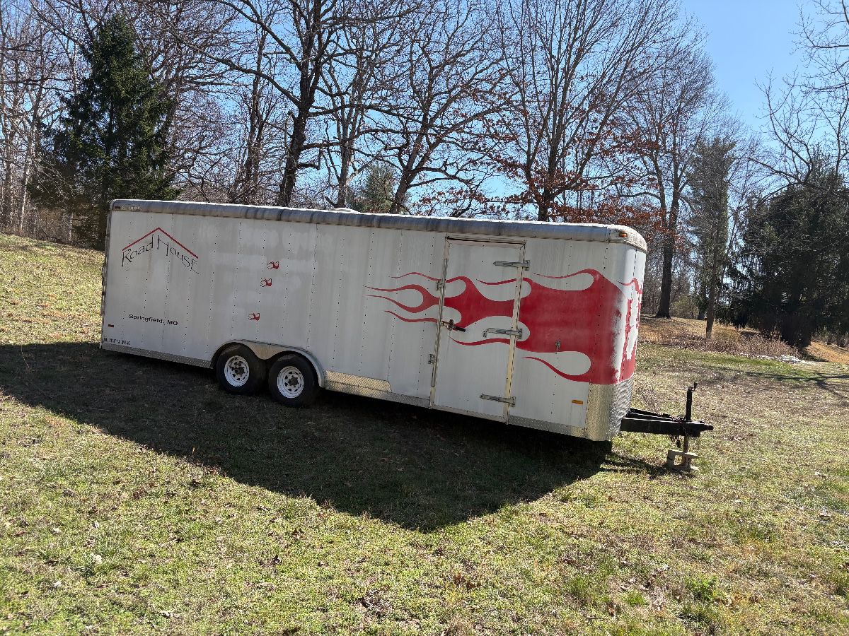 24’ enclosed car hauler