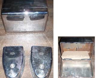 Vintage Texaco bathroom fixtures