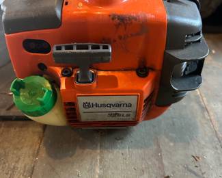 Husqvarna 326 LS string trimmer