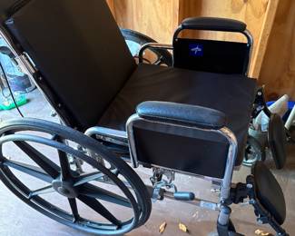 Wheelchair 