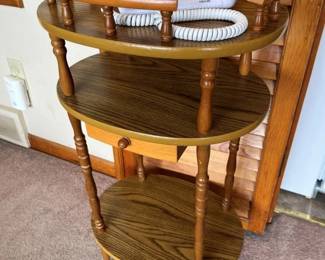 29 3Tier Accent Table