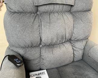 29 Golden Cambridge Medium Power Lift Recliner Upholstery Detail