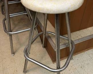 29 Snyder Mfg. Vintage Barstool Detail