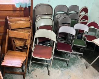 29 Folding Chair Selection