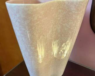 29 Shawnee Kenwood MCM Confetti Pottery Vase