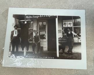 Wells Fargo & Co Express Photograph