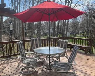 Patio Dining Set with Umbrella