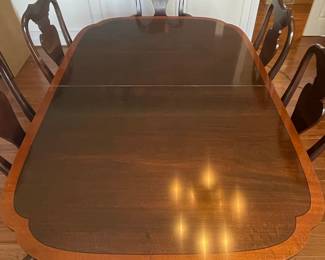 L. & J.G. Stickley Dining Table and Chairs Set